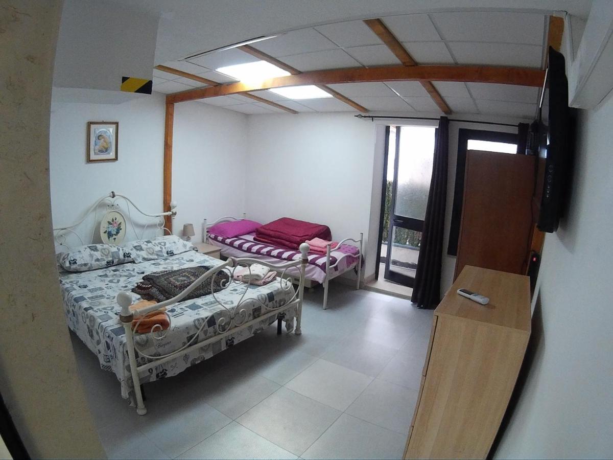 Central Private Flat By Old Town, Shops, Restaurants Bari Esterno foto
