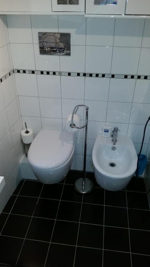 Central Private Flat By Old Town, Shops, Restaurants Bari Esterno foto